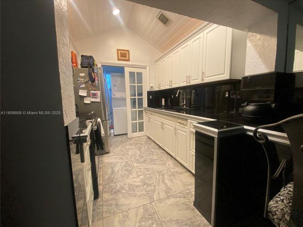 21375 SW 122nd Ave, Miami FL 33177