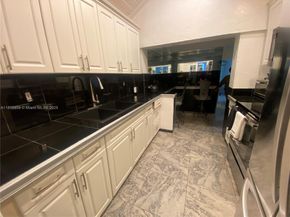 21375 SW 122nd Ave, Miami FL 33177