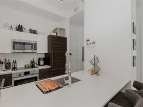301 Altara Ave 305, Coral Gables FL 33146
