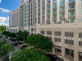 301 Altara Ave 305, Coral Gables FL 33146