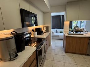 16565 NE 26th Ave 3G, North Miami Beach FL 33160