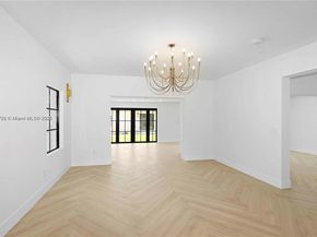 3153 Royal Palm Ave, Miami Beach FL 33140