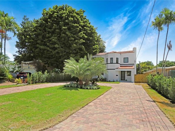 3153 Royal Palm Ave, Miami Beach FL 33140