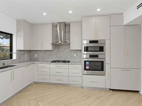 3153 Royal Palm Ave, Miami Beach FL 33140
