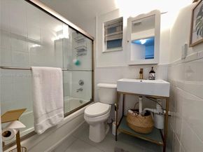 1611 SW 2nd Ct AA112, Miami FL 33129