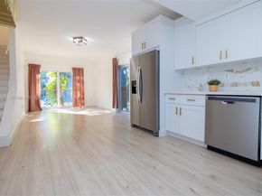 1611 SW 2nd Ct AA112, Miami FL 33129