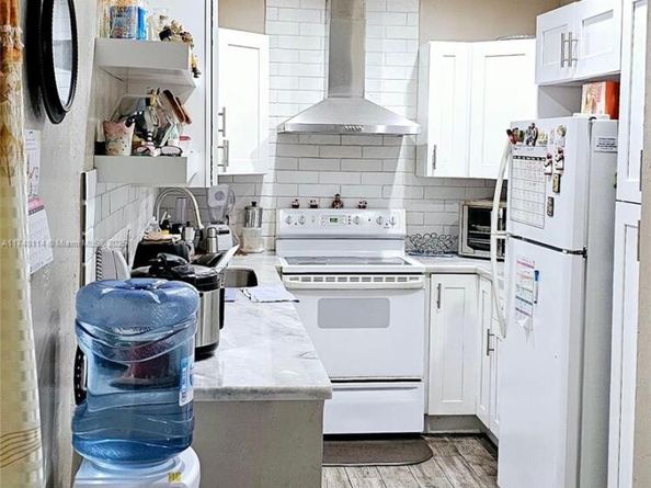3015 SW 24th Ter, Miami FL 33145