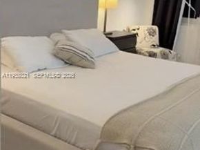 2301 Collins Ave 423, Miami Beach FL 33139