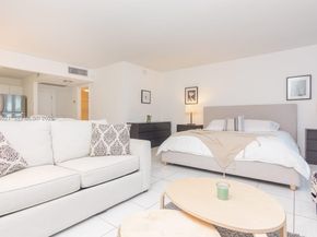 2301 Collins Ave 423, Miami Beach FL 33139