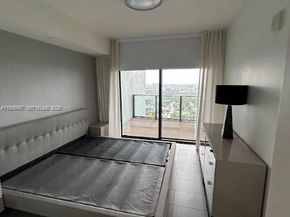 1600 NE 1st Ave 2811, Miami FL 33132