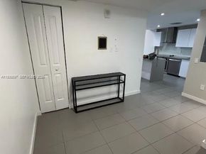 1600 NE 1st Ave 2811, Miami FL 33132