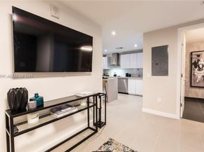 1600 NE 1st Ave 2811, Miami FL 33132