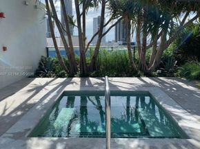 1600 NE 1st Ave 2811, Miami FL 33132