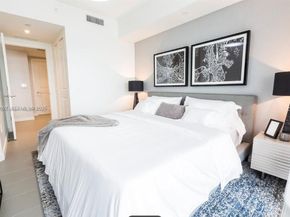 1600 NE 1st Ave 2811, Miami FL 33132