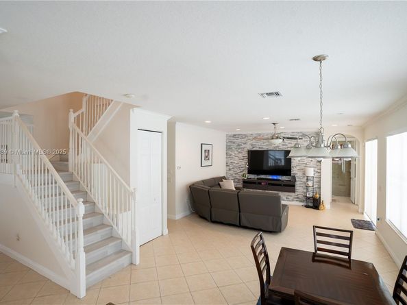 5101 SW 173rd Ave, Miramar FL 33029
