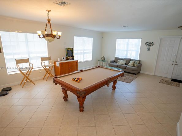 5101 SW 173rd Ave, Miramar FL 33029