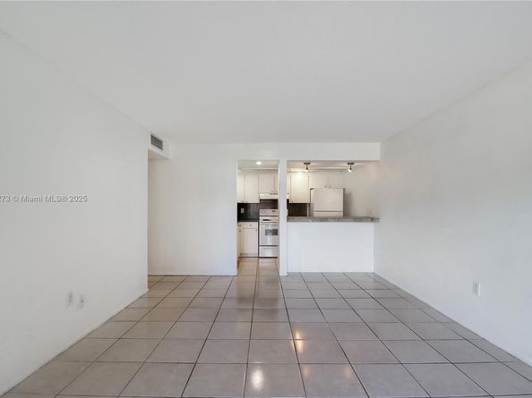 10511 SW 108th Ave 185, Miami FL 33176
