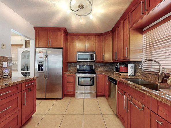 9331 SW 57th Ter, Miami FL 33173