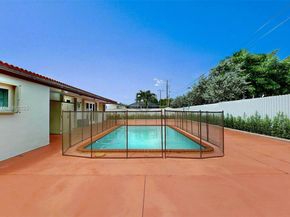 9331 SW 57th Ter, Miami FL 33173