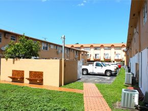 1154 W 35th St 221, Hialeah FL 33012
