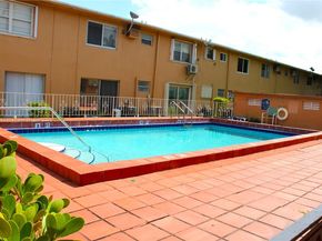 1154 W 35th St 221, Hialeah FL 33012