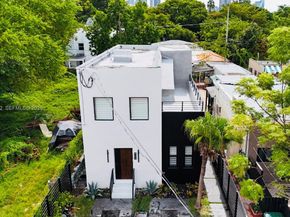 905 SW 13th Ct, Miami FL 33135