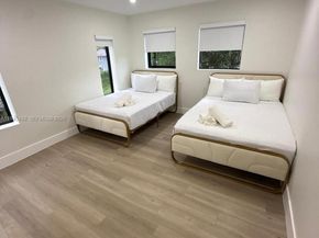 905 SW 13th Ct, Miami FL 33135