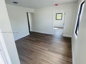 905 SW 13th Ct, Miami FL 33135