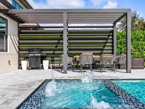 4510 W Pinehurst Trl W, Oakland Park FL 33309