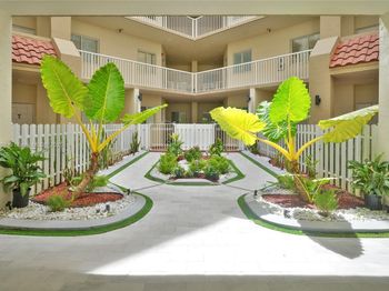 10720 NW 66th St