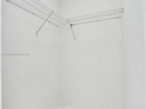 6442 Oak St, Hollywood FL 33024