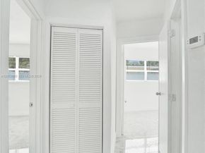 6442 Oak St, Hollywood FL 33024