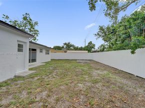 6442 Oak St, Hollywood FL 33024