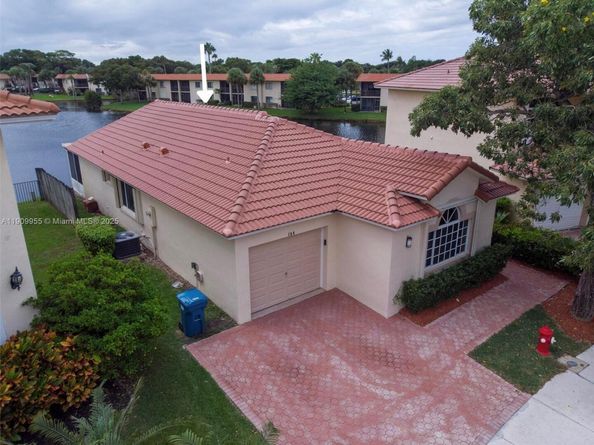 104 Danielle Ct, Weston FL 33326