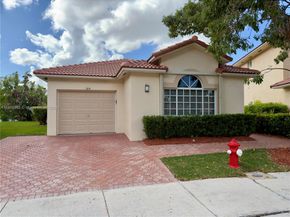 104 Danielle Ct, Weston FL 33326