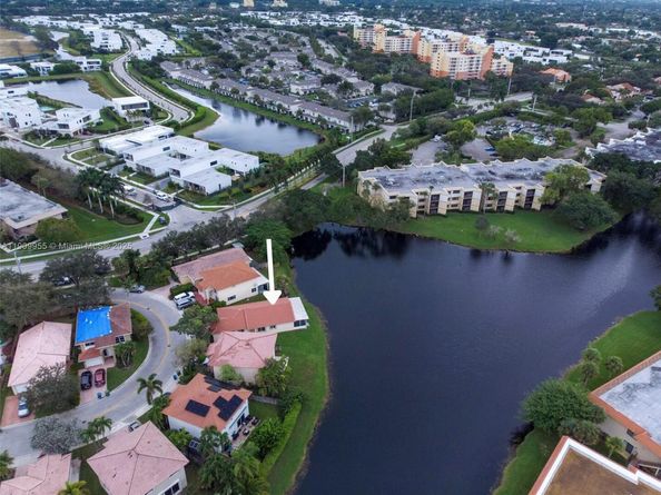 104 Danielle Ct, Weston FL 33326