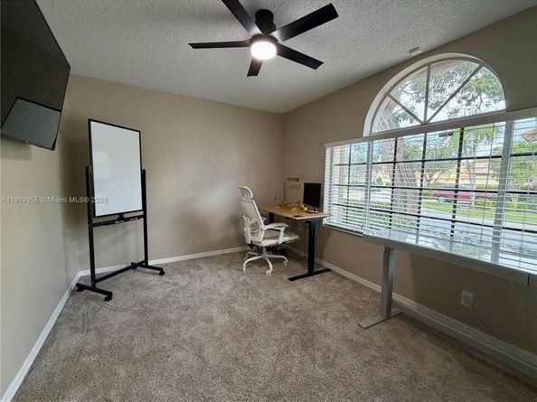 104 Danielle Ct, Weston FL 33326