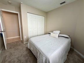 104 Danielle Ct, Weston FL 33326