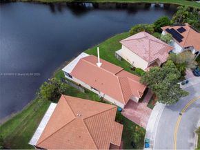 104 Danielle Ct, Weston FL 33326