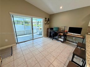 104 Danielle Ct, Weston FL 33326
