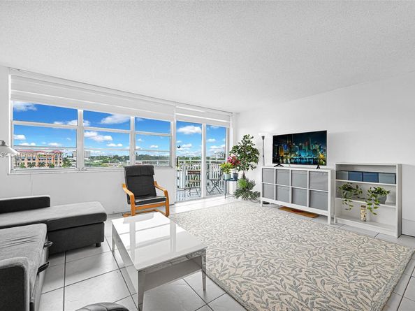 2100 Sans Souci Blvd A509, North Miami FL 33181
