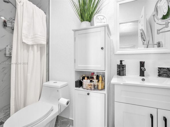 13430 SW 25th St, Miami FL 33175