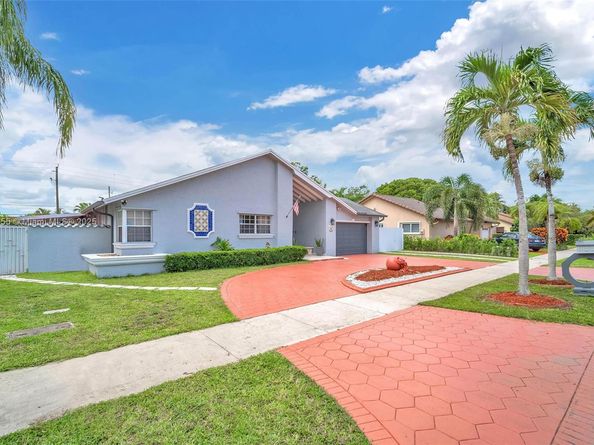 13430 SW 25th St, Miami FL 33175