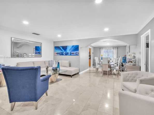 13430 SW 25th St, Miami FL 33175