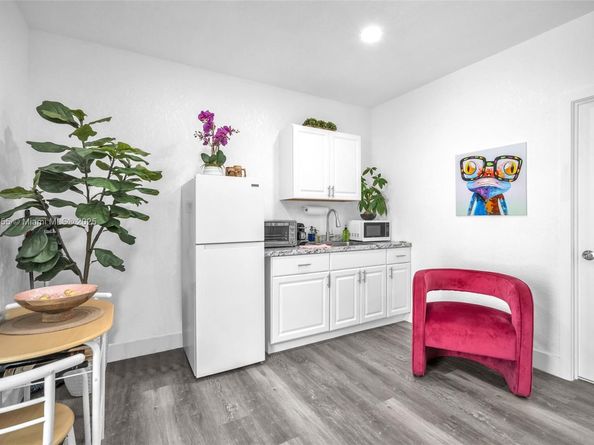 13430 SW 25th St, Miami FL 33175