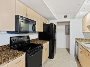 6917 Collins Ave 1512, Miami Beach FL 33141