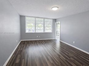 1780 NE 191st St 2102, Miami FL 33179
