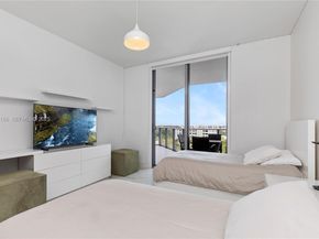 17301 NE Biscayne Blvd 908, North Miami Beach FL 33160