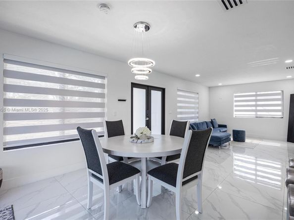 9240 SW 57th Ter, Miami FL 33173