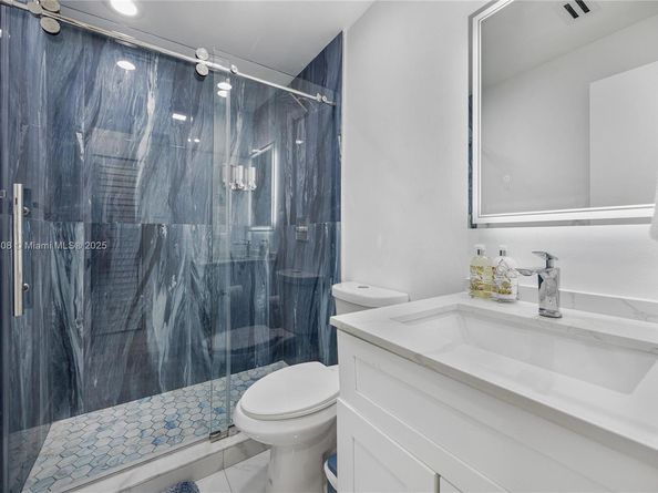 9240 SW 57th Ter, Miami FL 33173